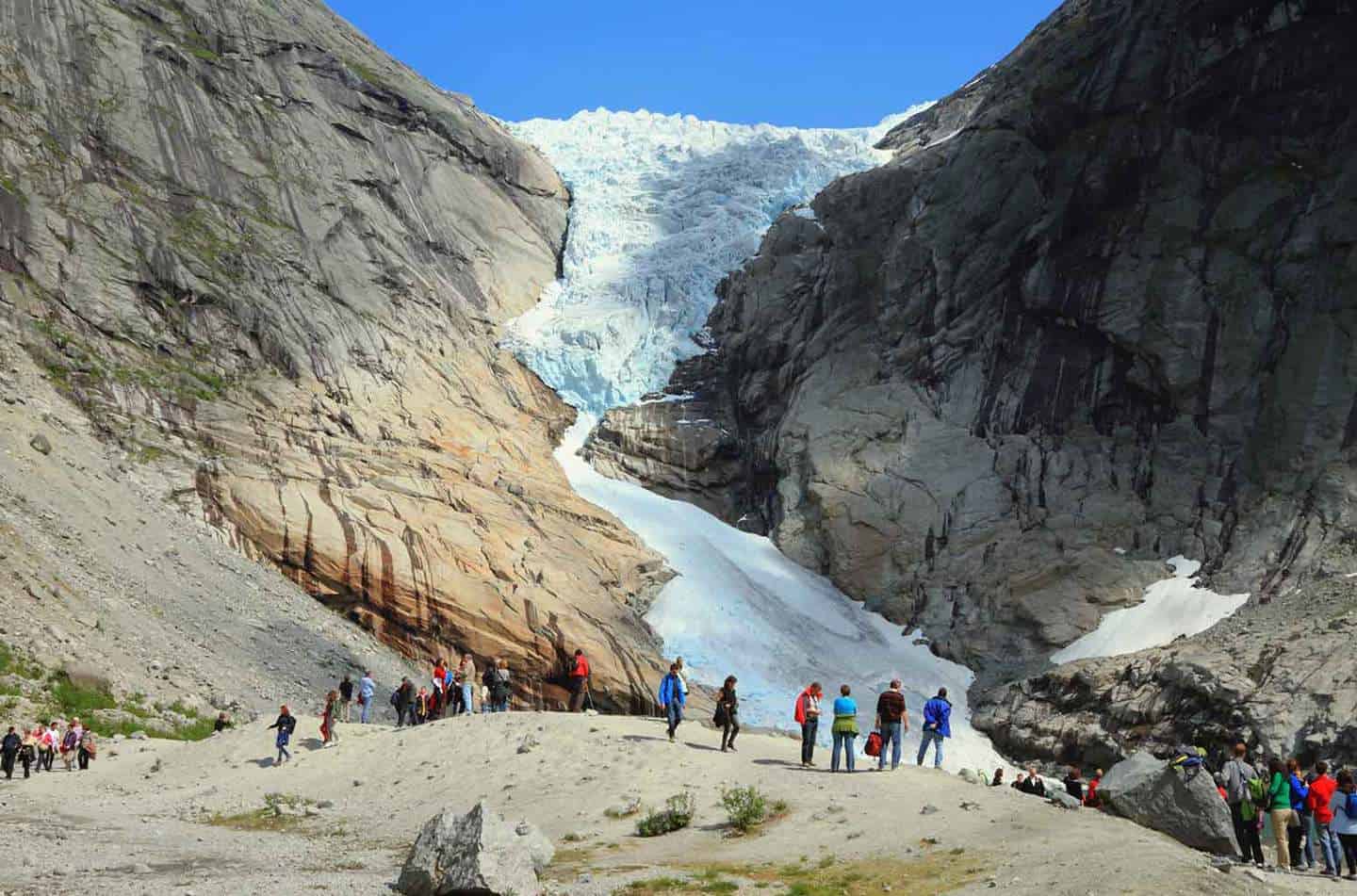 briksdal glacier trip