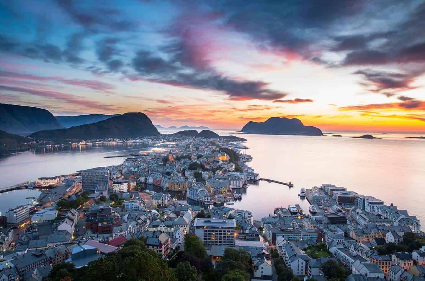 alesund fjord tour