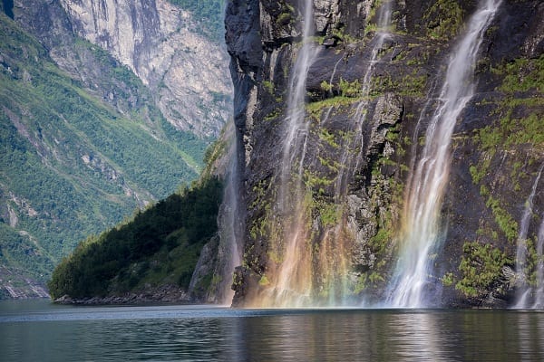 what-to-do-in-geiranger-Seven-Sisters