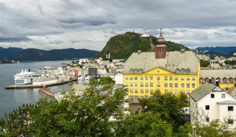 alesund fjord tour